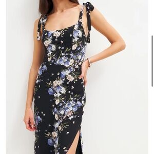 Reformation Bessi Dress